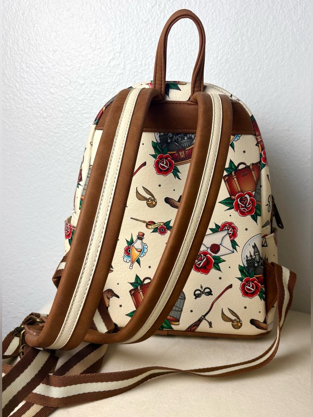 Harry Potter Loungefly backpack - Picture 7 of 7